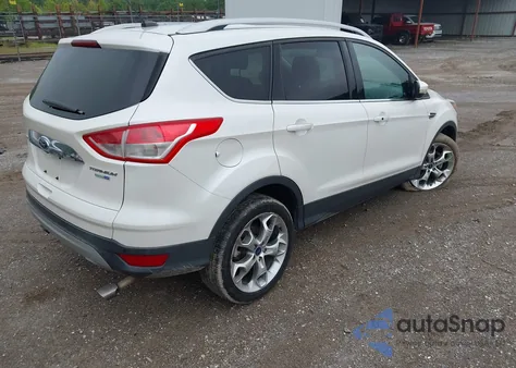 2016 Ford Escape Titanium z USA, uszkodzony, nr VIN 1FMCU9J99GUA07479